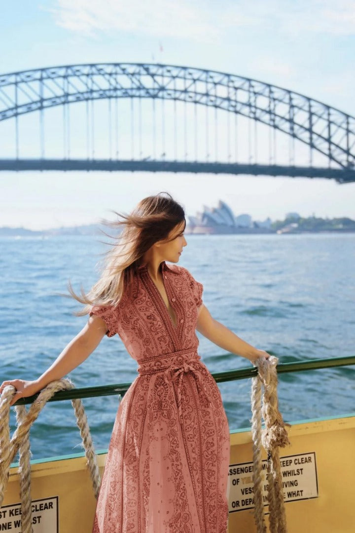 Lara - Lace-up dress