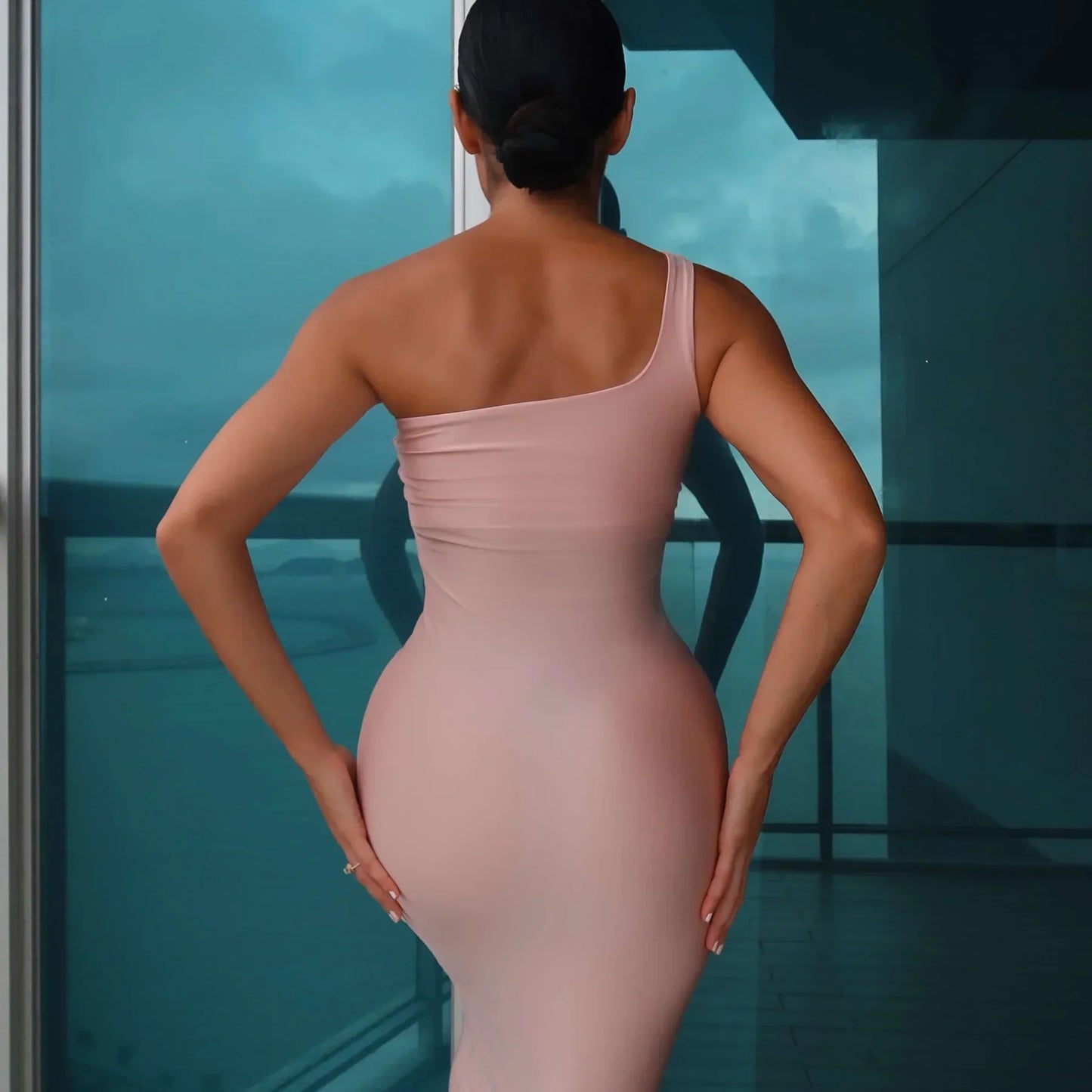 Every-Day Tummy Control Thong  (Koop 1 Krijg 1 Gratis)